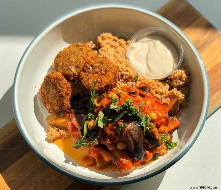 4 Expert Vegan Chickpea Recipes from Renowned Chefs