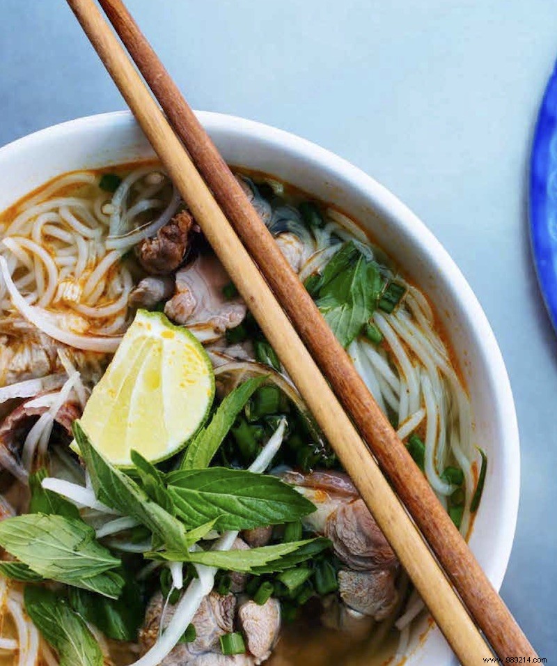 Authentic Bún Bò Huế Recipe: Hue s Iconic Vietnamese Beef Noodle Soup