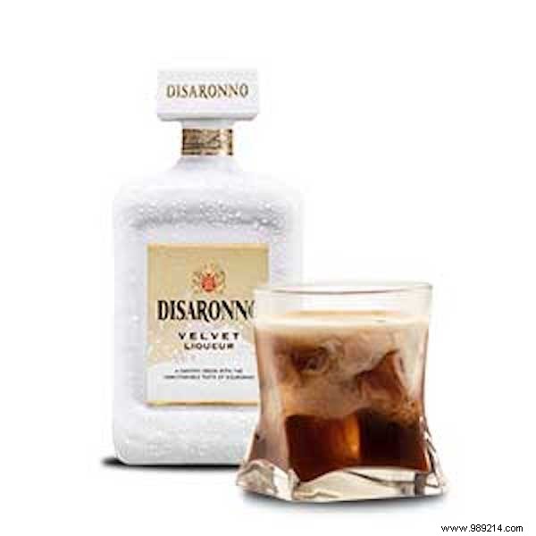 Luxurious Disaronno Velvet Cocktails: Creamy White Winter Drinks for the Holidays