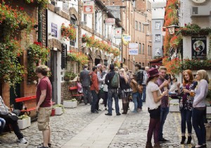 Belfast: Northern Ireland s Premier Sustainable City Break Destination for 2022