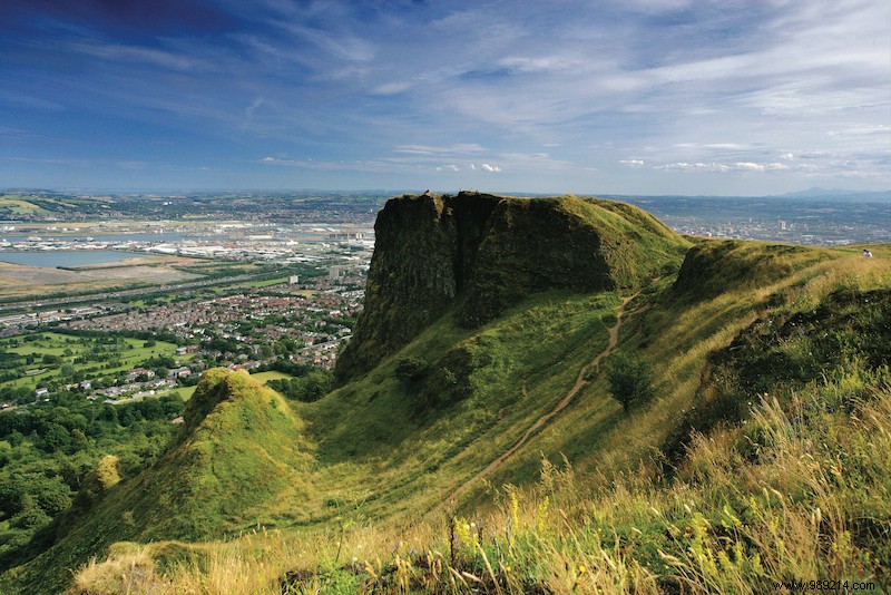 Belfast: Northern Ireland s Premier Sustainable City Break Destination for 2022