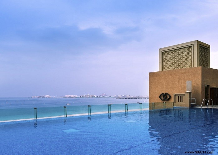 The 10 Most Stunning Infinity Pools Around the World