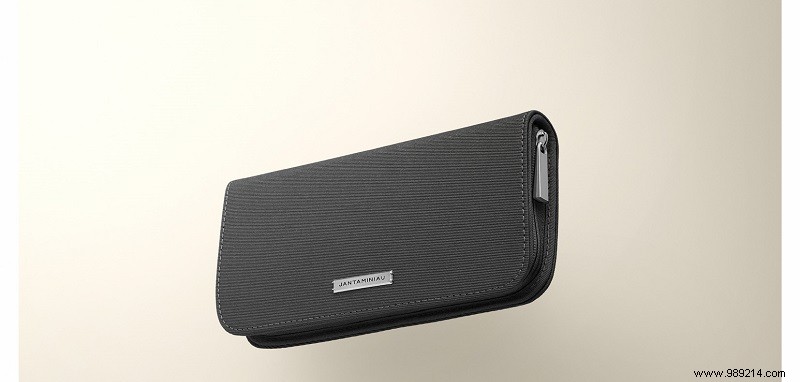 Jan Taminiau Unveils Luxurious Comfort Bags for KLM World Business Class