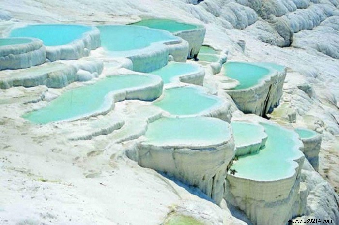 10 Breathtaking Natural Wonders Worth Visiting: Part 2