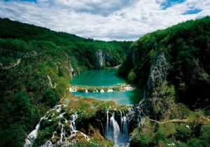 Discover 7 Enchanting Lakes in Croatia: From UNESCO Plitvice to Coastal Hidden Gems