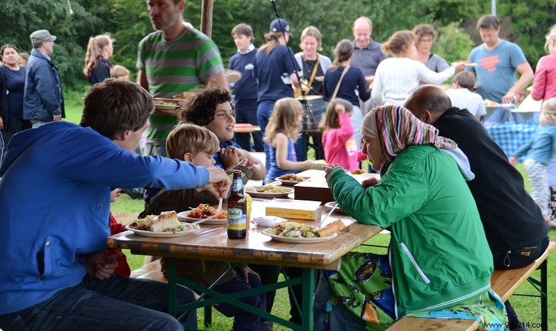 Discover Community Camping at De Buurtcamping: Connect with Neighbors This Summer