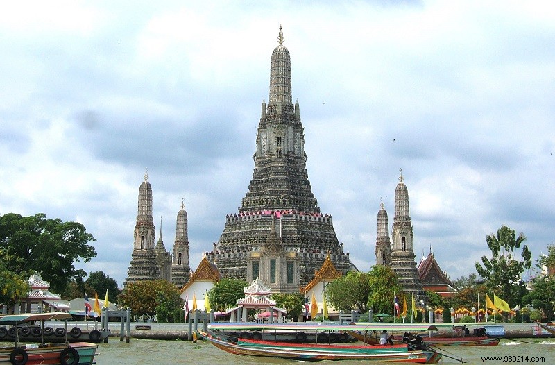 10 Iconic Buddhist Temples Around the World Worth Exploring