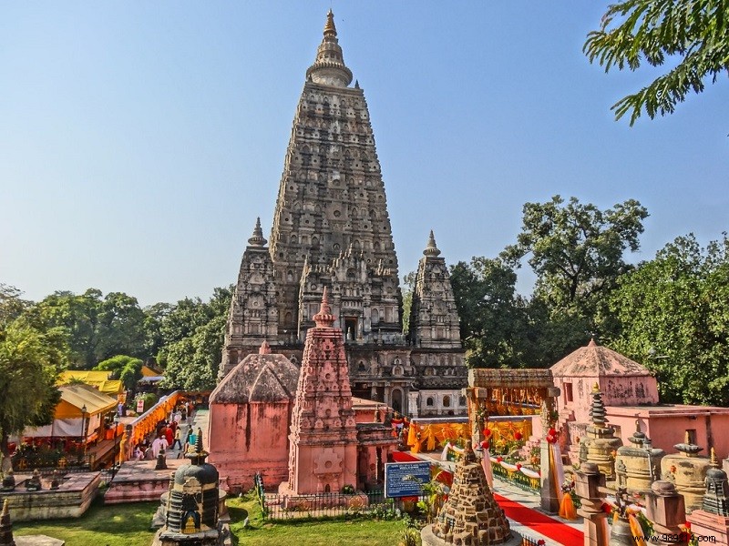 10 Iconic Buddhist Temples Around the World Worth Exploring