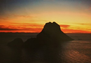 Ultimate Guide: Top Tips for an Unforgettable Ibiza Holiday Beyond the Parties