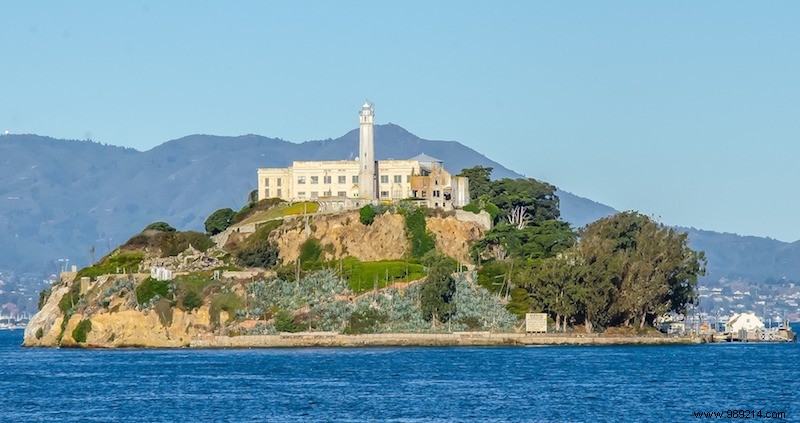 Top 10 Most Spectacular Landmarks Worldwide: TripAdvisor Travelers  Choice Winners