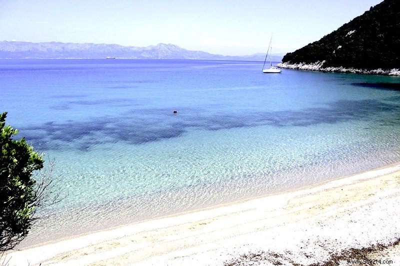 Top 5 Most Stunning Beaches in Croatia