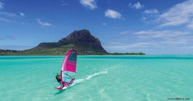 15 Stunningly Colorful Natural Wonders Around the World