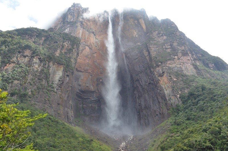 Discover 10 of the World s Most Spectacular Waterfalls