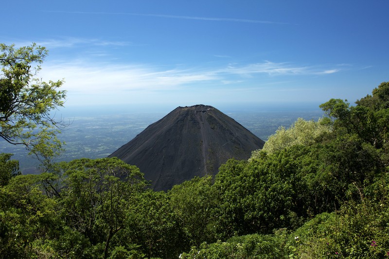 Explore Central America s Majestic Volcanoes: Iconic Adventures in El Salvador, Nicaragua, Guatemala, and Costa Rica