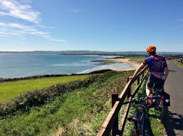 Ireland s Premier Greenways, Blueways, and Waterways: Top Routes for Walking, Cycling, and Boating
