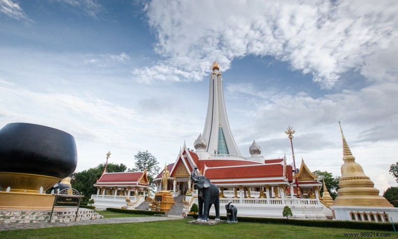 Discover 6 Extraordinary Temples Near Bangkok: Hidden Gems Beyond the City