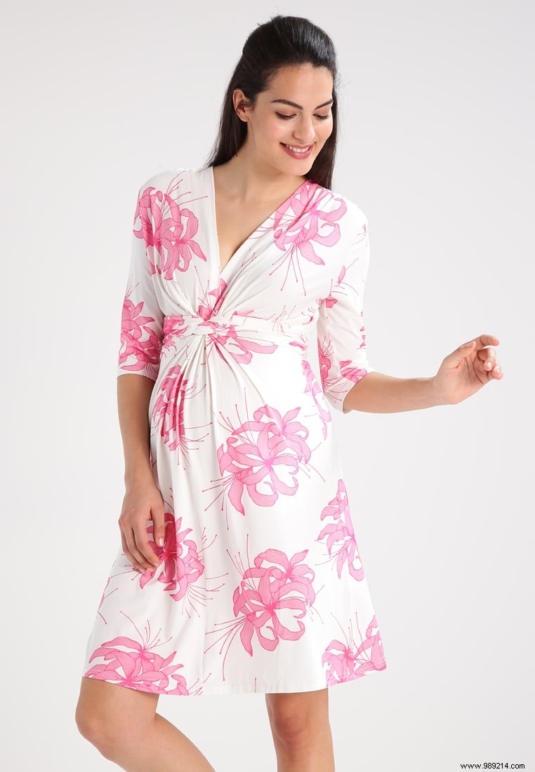 Top 10 Comfortable Maternity Dresses for Stylish Pregnancy Comfort