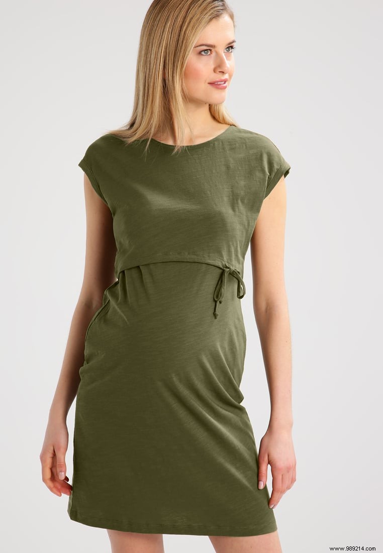 Top 10 Comfortable Maternity Dresses for Stylish Pregnancy Comfort