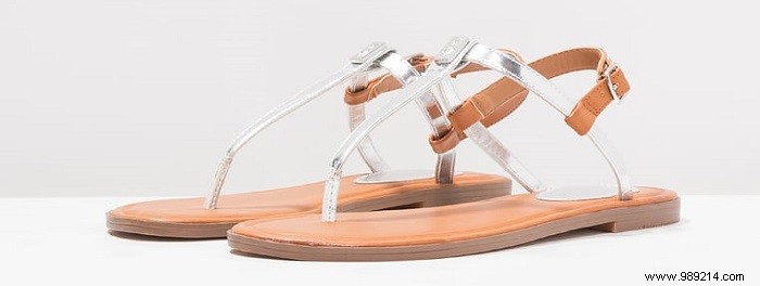 11 Stylish Girls Sandals for Spring 2017: Top Picks from Trusted Brands