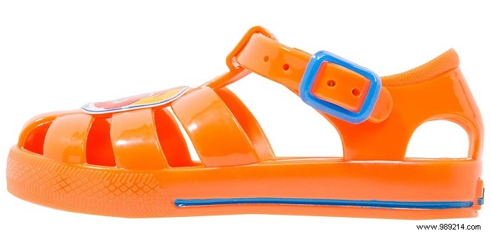 12 Top Water Shoes for Boys and Girls: Essential Summer Protection