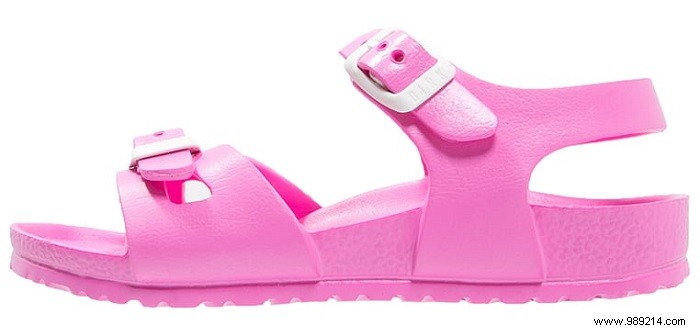 12 Top Water Shoes for Boys and Girls: Essential Summer Protection