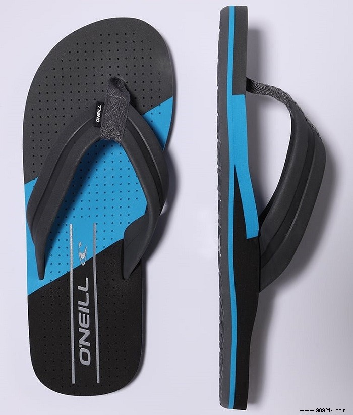 Top 10 Beach Accessories for Girls and Boys: Summer Essentials