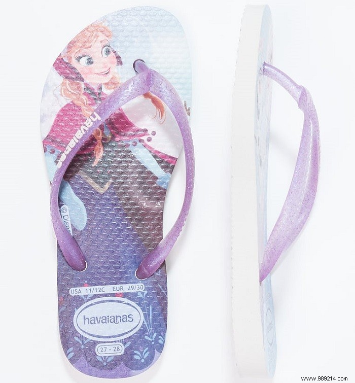 Top 10 Beach Accessories for Girls and Boys: Summer Essentials