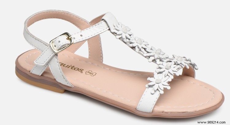 Top Girls Shoes for Spring & Summer 2019: Stylish, Comfortable Picks