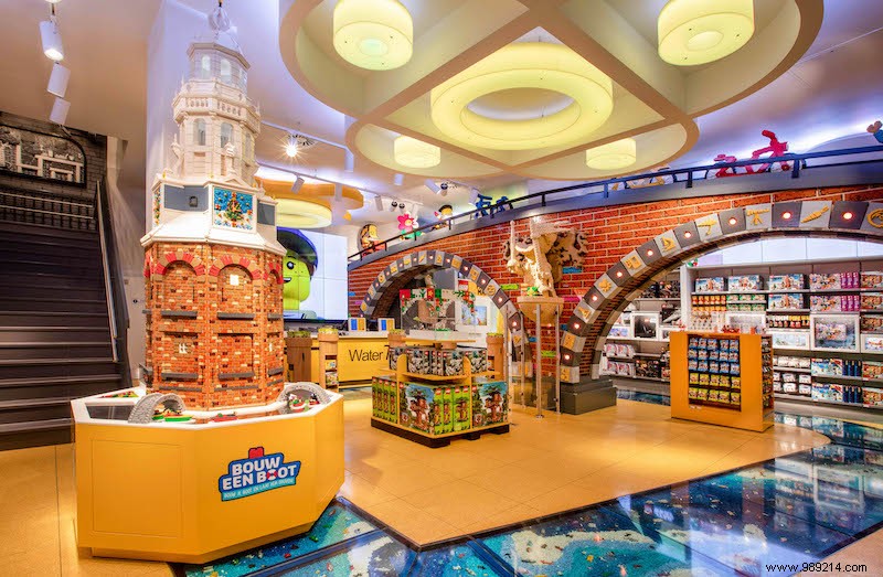 Netherlands  First LEGO Flagship Store Opens in Amsterdam