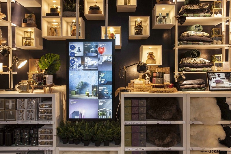 IKEA Launches Temporary Holiday Gift Shop in Utrecht s City Center