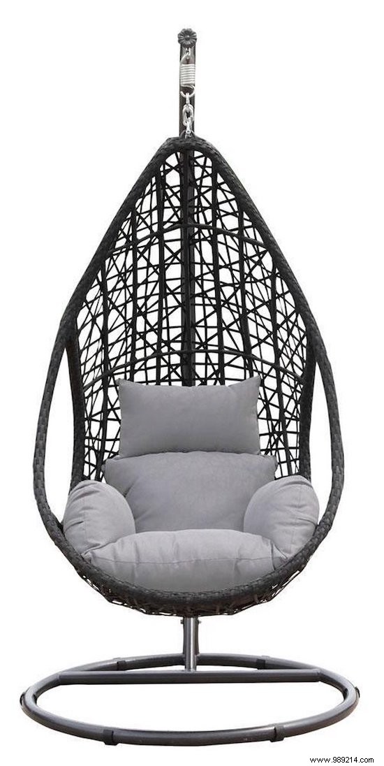 7 Top Hanging Chairs for Effortless Summer Relaxation