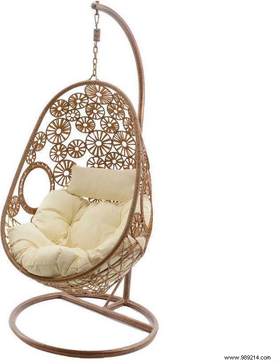 7 Top Hanging Chairs for Effortless Summer Relaxation