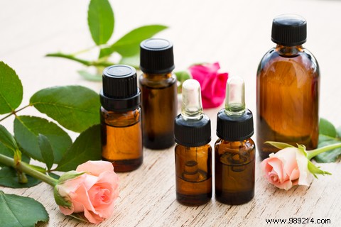 Expert Guide to Essential Oils: Safe Uses, Benefits, and Best Practices
