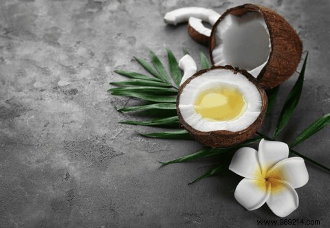 Best Vegetable Oils for a Safe, Natural Tan: Expert Guide