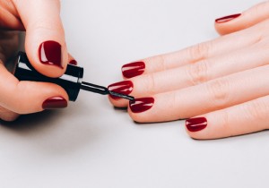 How to Choose the Best Organic Nail Polish for Vibrant, Healthy Nails