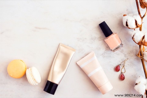 Nuoo s Beauty Advent Calendar: 24 Days of Ethical, Natural Surprises for Christmas