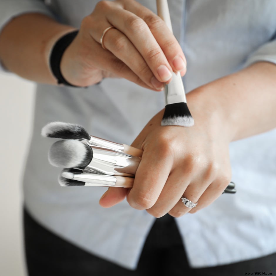 Best Organic Makeup Brands: Expert Guide to Natural & Vegan Cosmetics