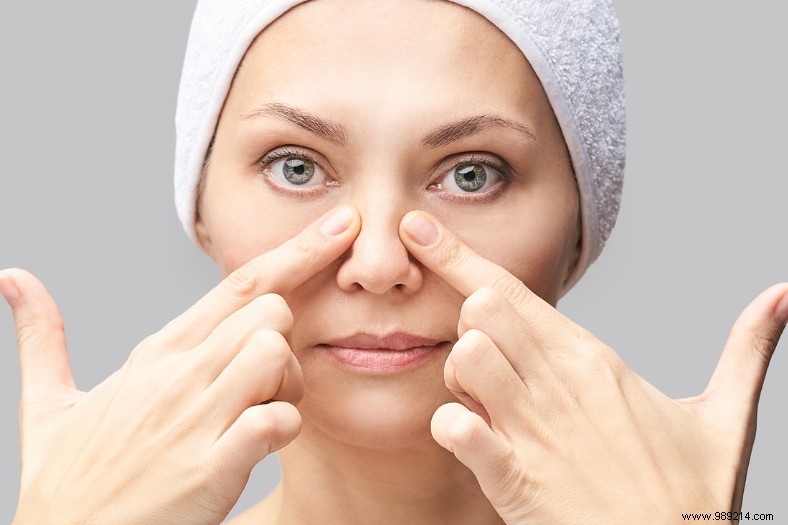 How to Safely Use a Blackhead Remover: Expert Step-by-Step Guide