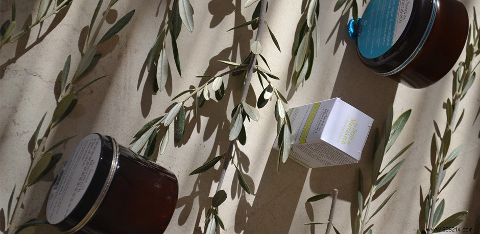 Moroccan Olive Oil: Expert Guide to Radiant Skin and Strong Nails