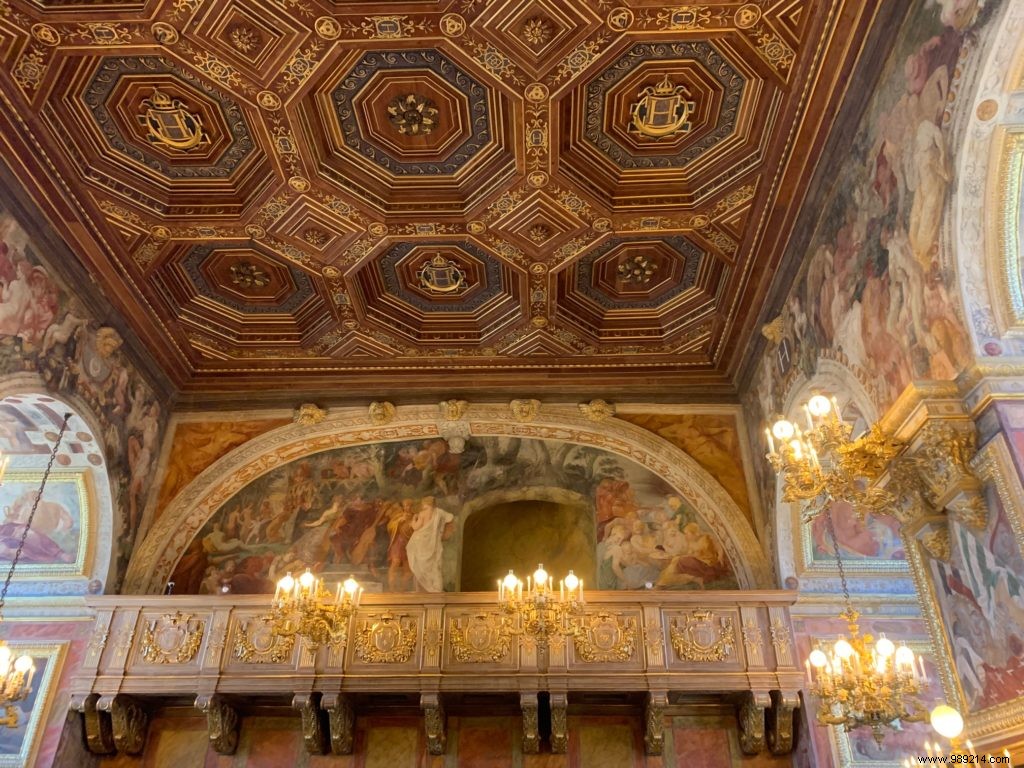 Spontaneous Family Day Trip to Fontainebleau Castle from Paris: Insider Tips