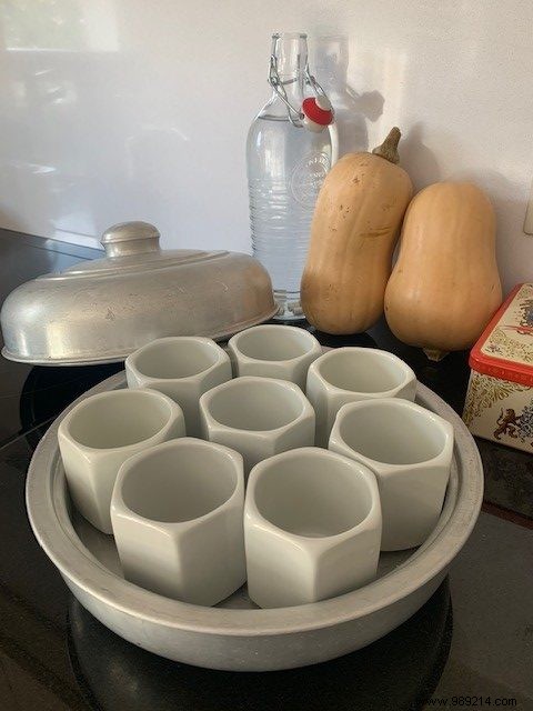 How to Make Creamy Homemade Yogurt Without an Electric Yogurt Maker