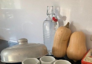 How to Make Creamy Homemade Yogurt Without an Electric Yogurt Maker