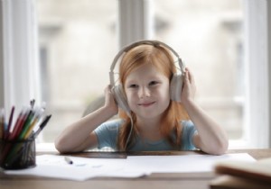 Protecting Children s Hearing: Risks from Screens, Headphones, and Loud Sounds