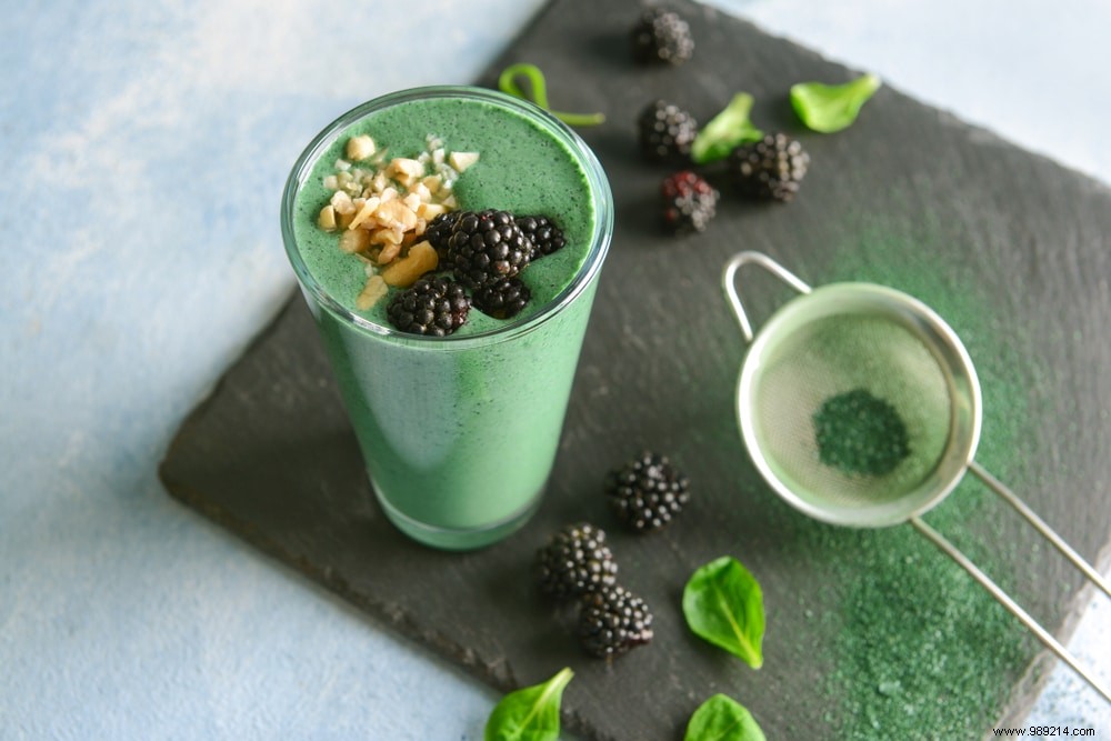 Spirulina: The Power-Packed Microalgae Superfood – Benefits, Dosage & Safety Tips