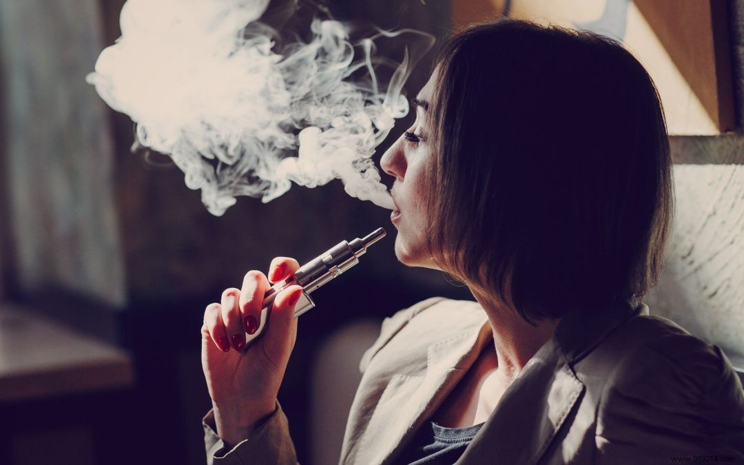 Can Electronic Cigarettes Help You Quit Smoking? Expert Analysis of Benefits and Risks
