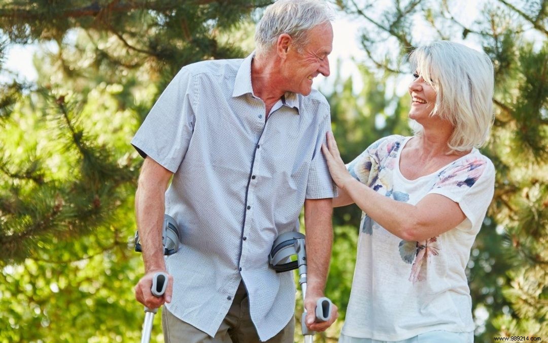 Preventing Falls in Seniors: Proven Strategies for Safety at Home and Outdoors