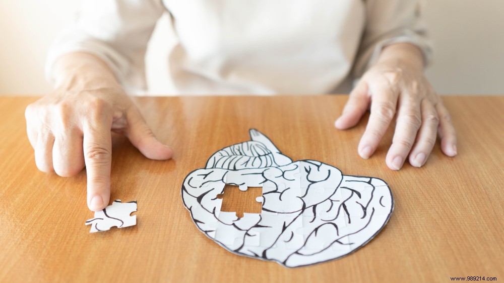 Early Warning Signs of Alzheimer s Disease: What to Watch For