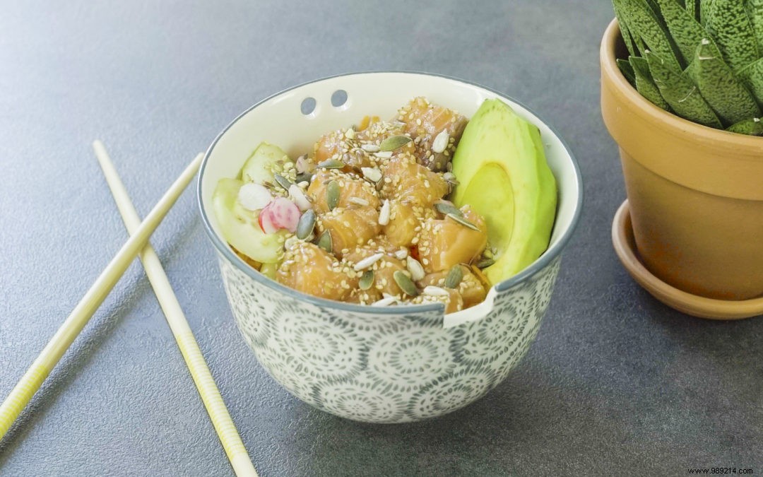 How to Make a Delicious Homemade Poke Bowl: Easy Video Recipe