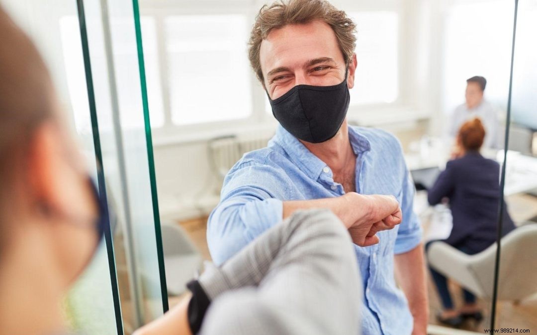 Expert Tips for a Confident Return to the Office After Remote Work