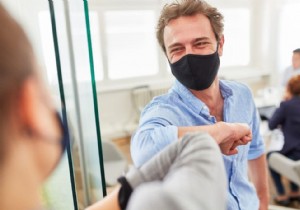 Expert Tips for a Confident Return to the Office After Remote Work